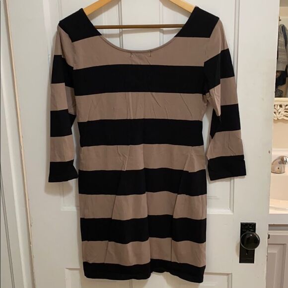 Forever 21 // Striped Dress - Picture 3 of 3